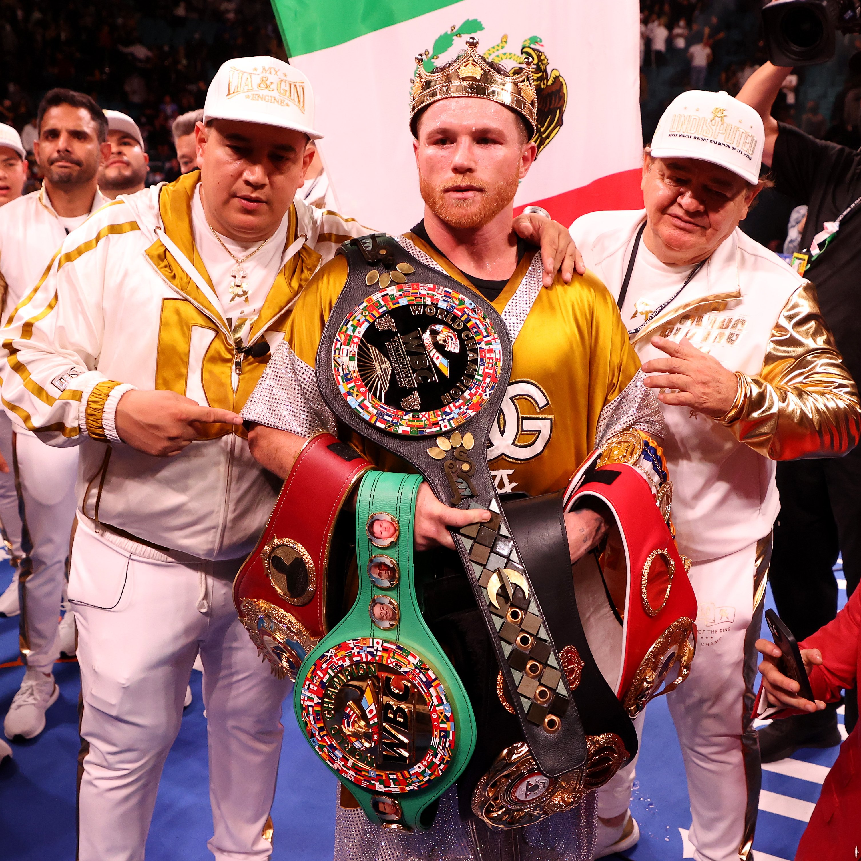 Canelo Alvarez Crowned King After Vicious TKO