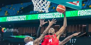 Cote d’Ivoire captain Stephanie Kounate challenges Kenya's Bush Wamukota to the Basket 