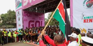 President Uhuru Kenyatta and First Lady Margaret Kenyatta flag off the inaugural Nairobi City Marathon, dubbed Uhuru Classic, at Nyayo National Stadium on Sunday morning, May 8, 2022.