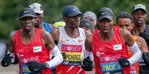 Road race runners in action during the 2020 London Marathon. 