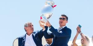 Santos and Ronaldo