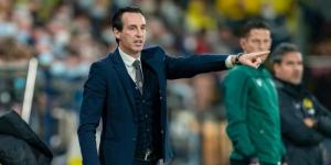 Newly appointed Aston Villa  coach Unai Emery issues instructions during a past match.