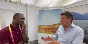 Ghanaian journalist Nabila Abdulai (L) speaking to World Athletics President Sebastian Coe (R) in Oregon, United States on July 25, 2022.