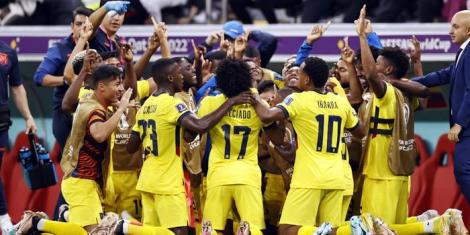 Ecuador's national team players celebrate one of their goals against hosts Qatar on November 20, 2022 at Al Bayt Stadium.