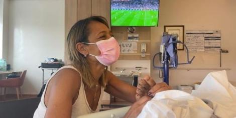 Kelly Nascimento spends time with his father Pele in Hospital on December 12, 2022, in Sao Paulo, Brazil.