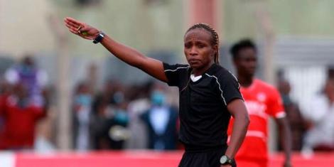 Susan Nyambura officiating a national Super league match