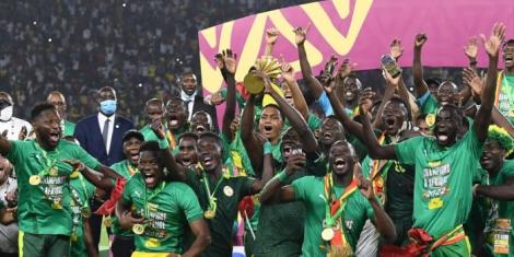 Senegal players celebrating their AFCON triumph on February 6, 2022 in Yaoundé, Cameroon.