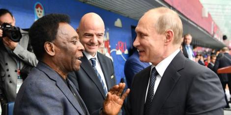 Brazilian football legend Pele in a 2017 meeting with Russia's President Vladimir Putin.